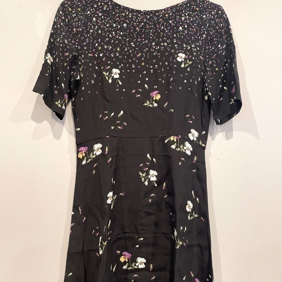 Jack Wills Dresses & Skirts - NWT Jack Wills Black Floral Short Sleeve Dress Size 4